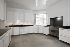 Oakwood Court London W14 photo 8
