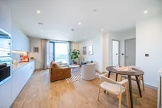 The Eades, 11 Selborne Road London E17 photo 2