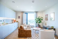 The Eades, 11 Selborne Road London E17 photo 3