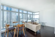 Pan Peninsula Square, E14 photo 14