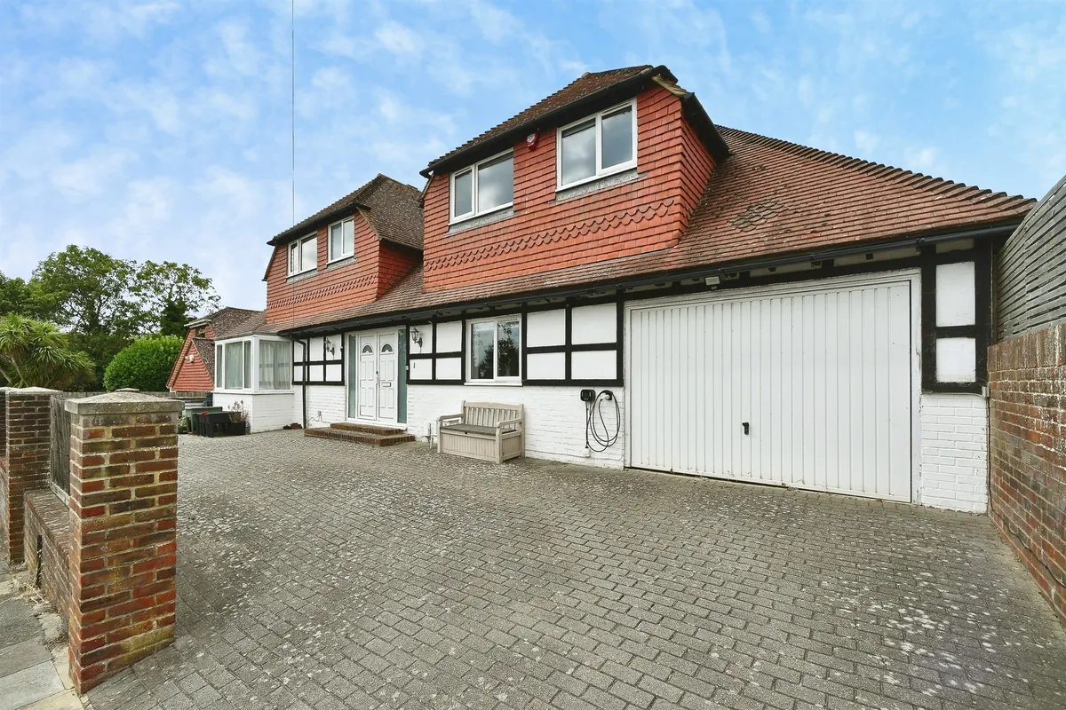 Brownleaf Road, Brighton