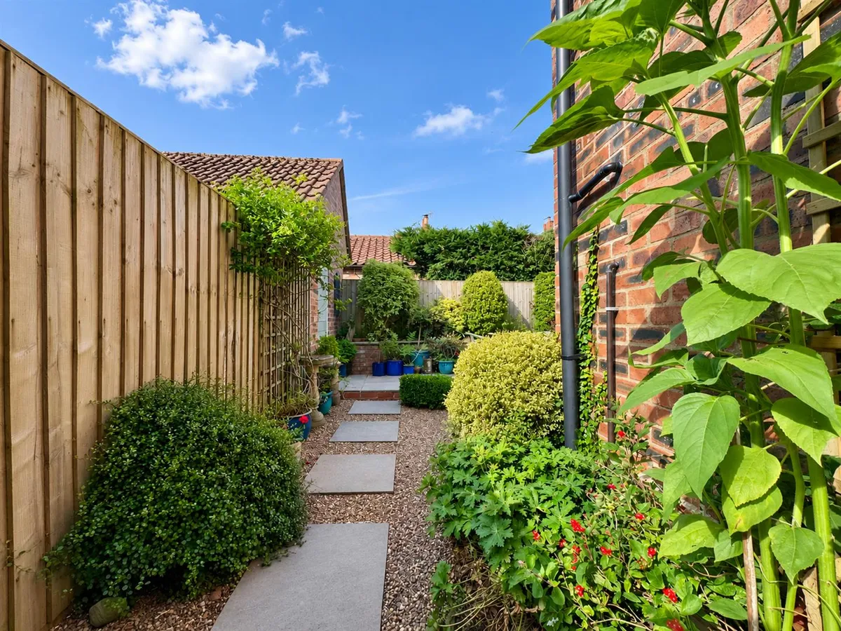 Orchard Cottages, Dunnington