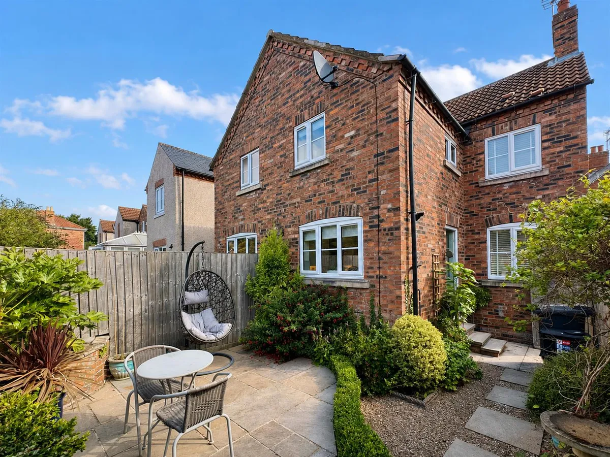 Orchard Cottages, Dunnington