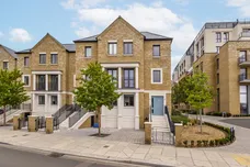 Broom Road, Teddington, TW11 photo 2
