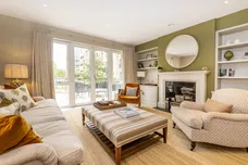 Broom Road, Teddington, TW11 photo 3