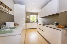 Broom Road, Teddington, TW11 photo 11
