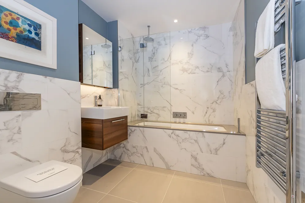 Broom Road, Teddington, TW11 photo 15