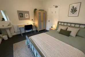 Main property image