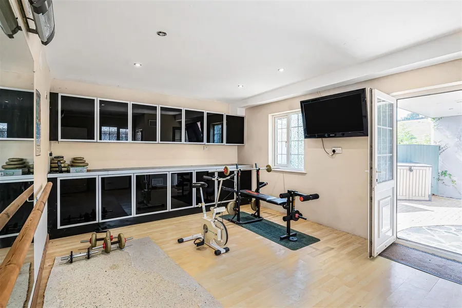 Property Image 34