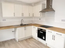 Pavely Close, Chippenham thumb 2