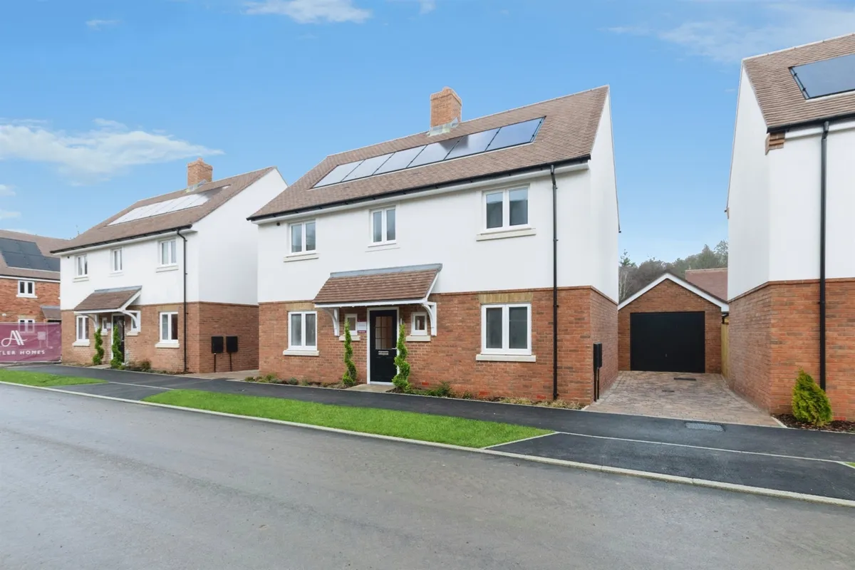 Daggons Road, Alderholt, Fordingbridge