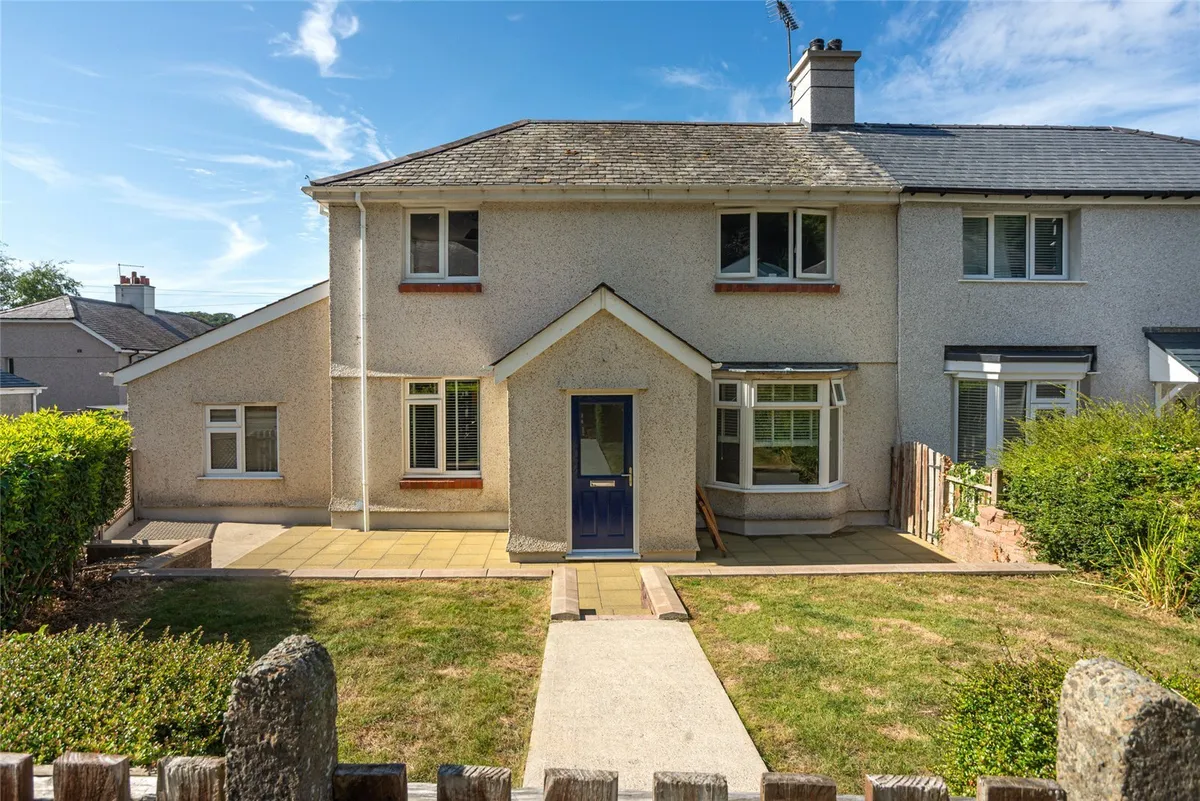 Penlon Gardens, Bangor, Gwynedd, LL57