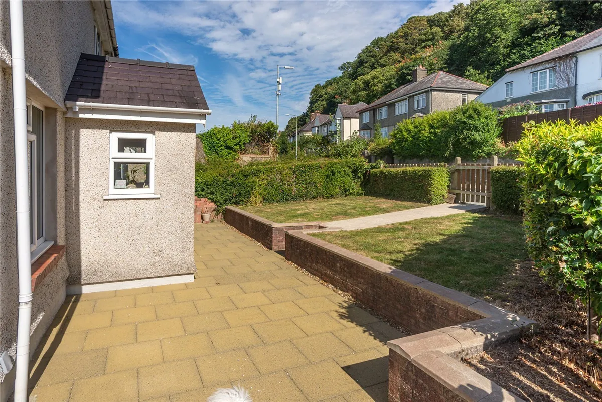 Penlon Gardens, Bangor, Gwynedd, LL57