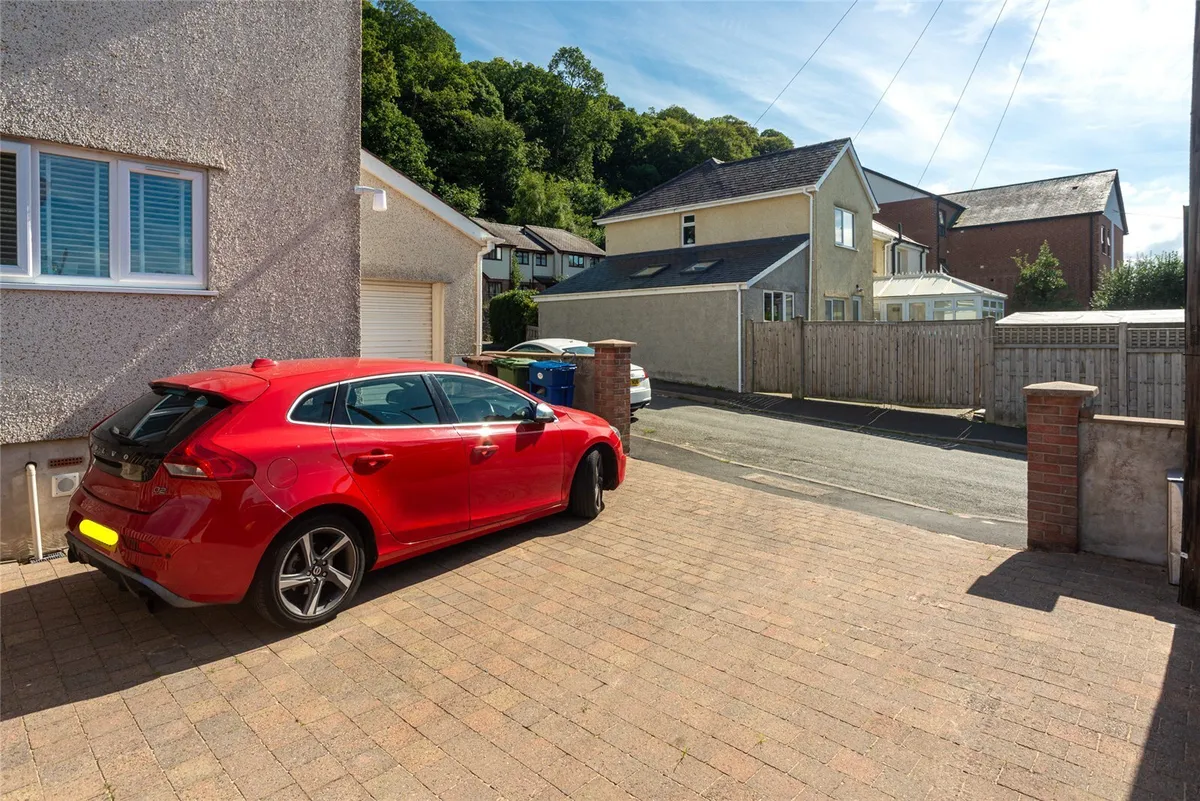 Penlon Gardens, Bangor, Gwynedd, LL57