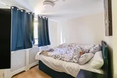 Hollybush Close, Chippenham