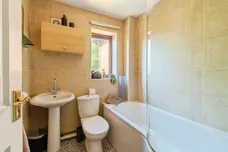 Hollybush Close, Chippenham