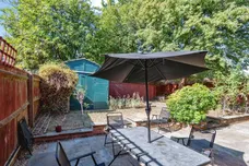 Hollybush Close, Chippenham