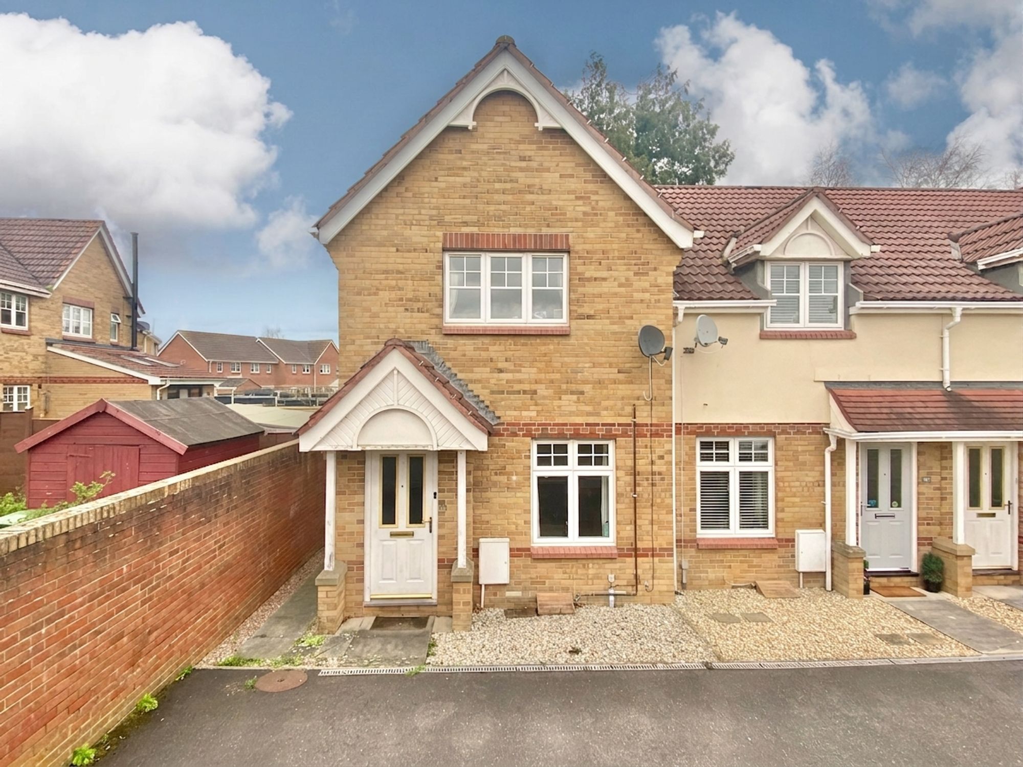 Eaton Crescent, Taunton Image 1