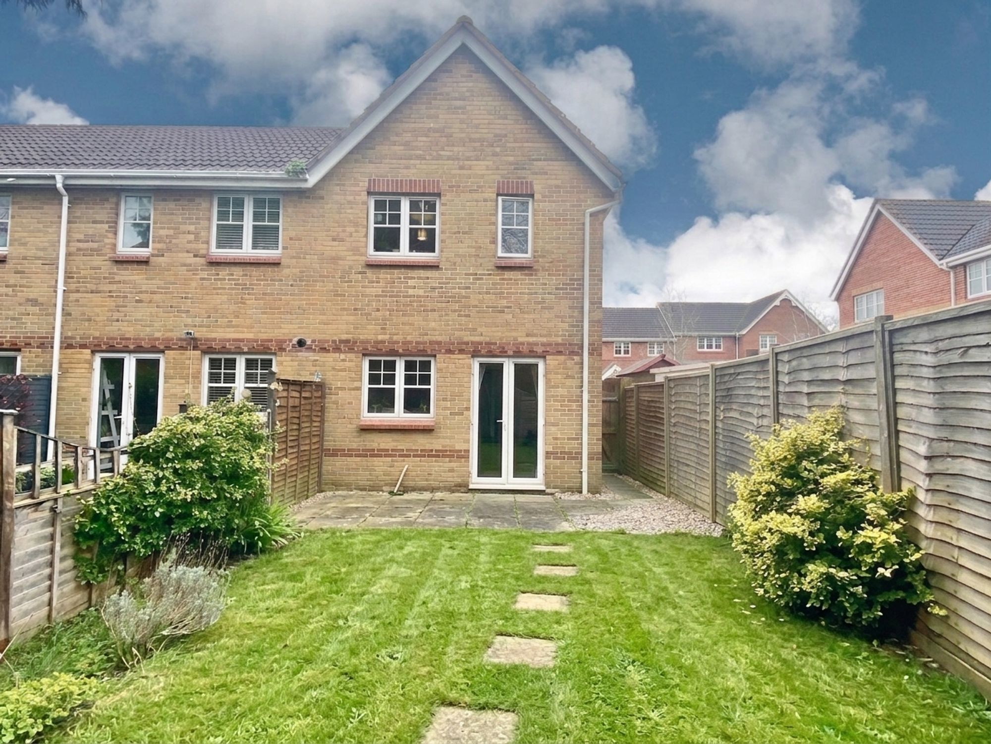 Eaton Crescent, Taunton Image 13