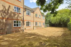 Hilda Wharf, Aylesbury