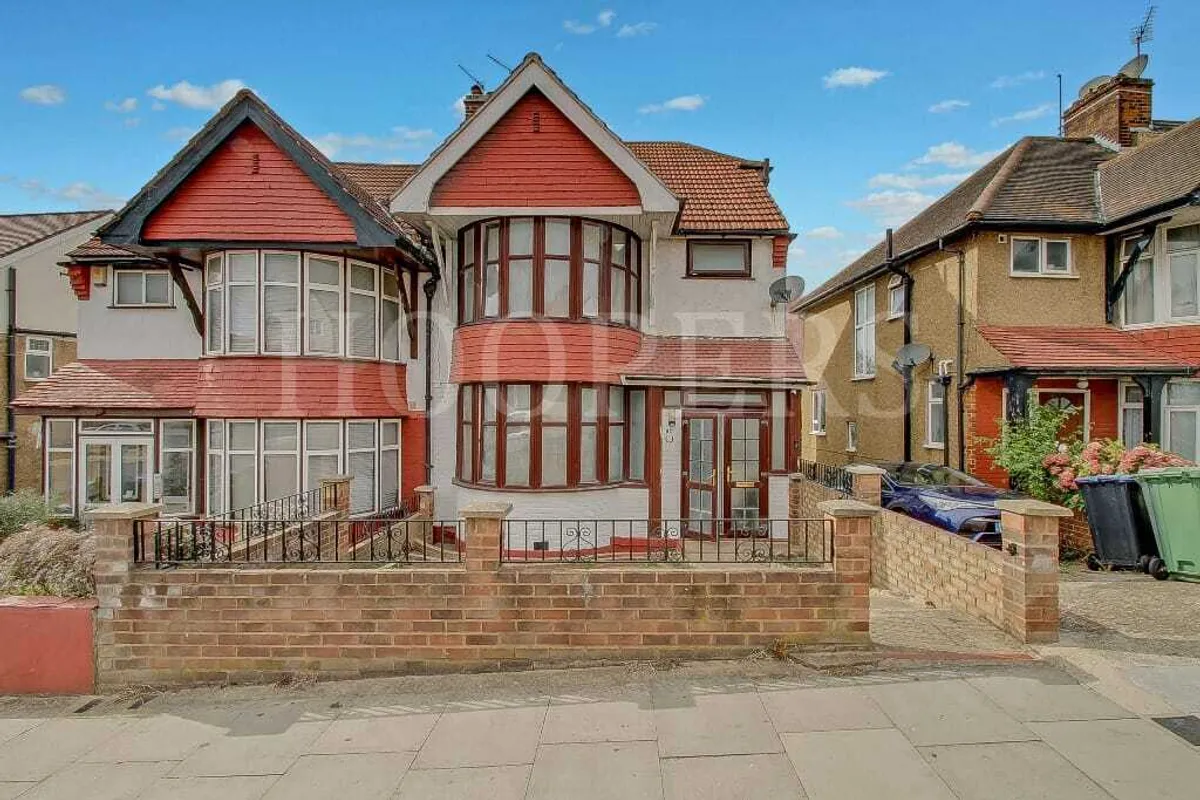 Tanfield Avenue, London, NW2