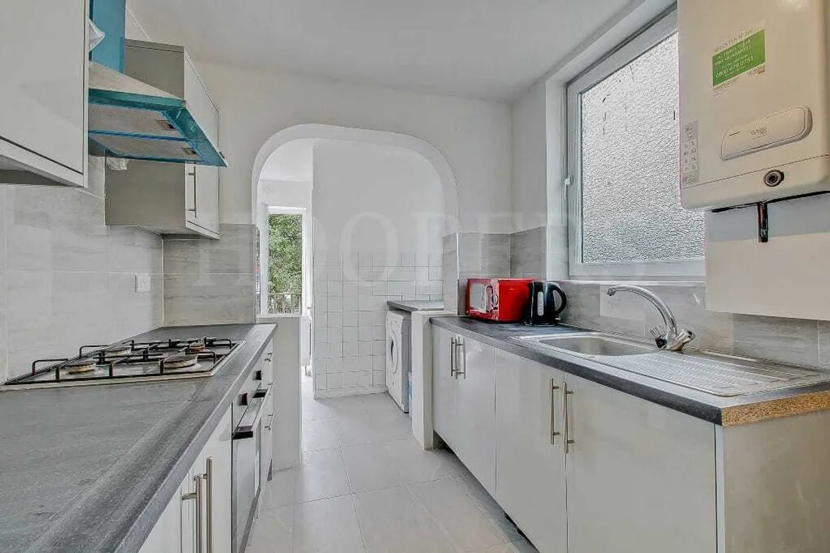 Tanfield Avenue, London, NW2
