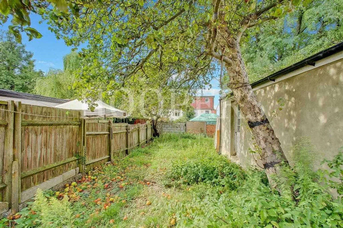Tanfield Avenue, London, NW2