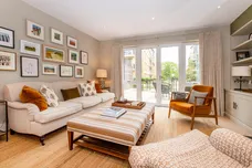 Carlton House, Teddington Riverside, Lodnon, TW11 photo 3
