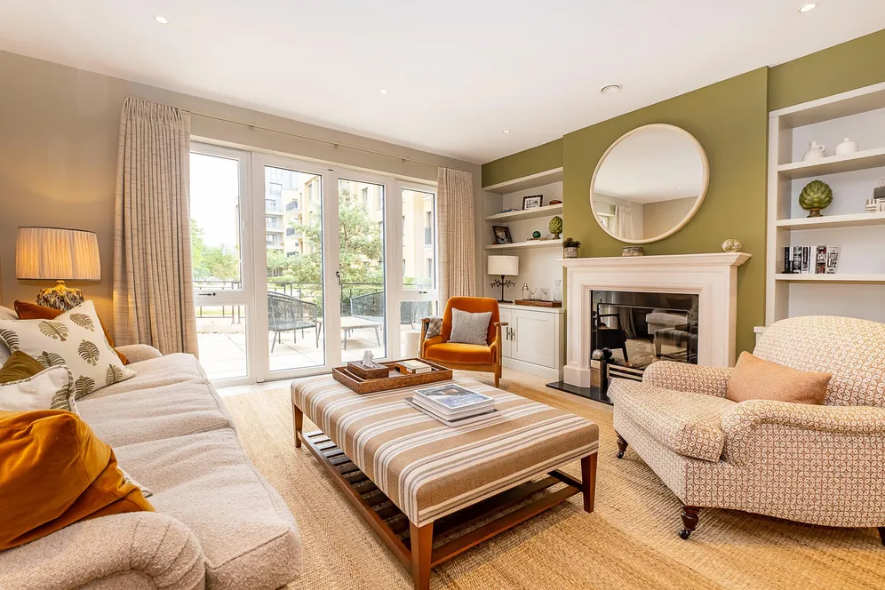 Carlton House, Teddington Riverside, Lodnon, TW11 photo 19