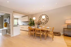 Carlton House, Teddington Riverside, Lodnon, TW11 photo 11