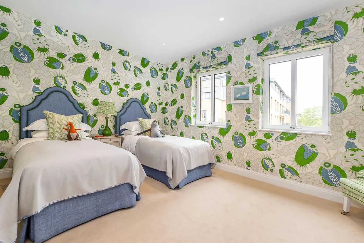 Carlton House, Teddington Riverside, Lodnon, TW11 photo 17