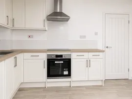 Pavely Close, Chippenham thumb 3
