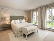 Carlton House, Teddington Riverside, Lodnon, TW11 photo 16