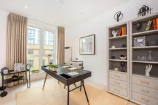 Broom Road, Teddington, TW11 photo 12