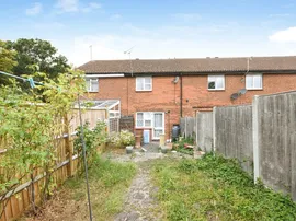 Darnay Rise, Chelmsford thumb 3