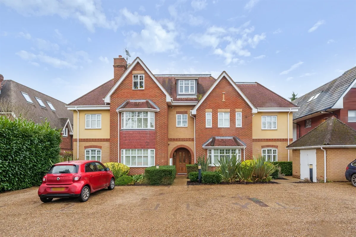 Shoppenhangers Road, Maidenhead