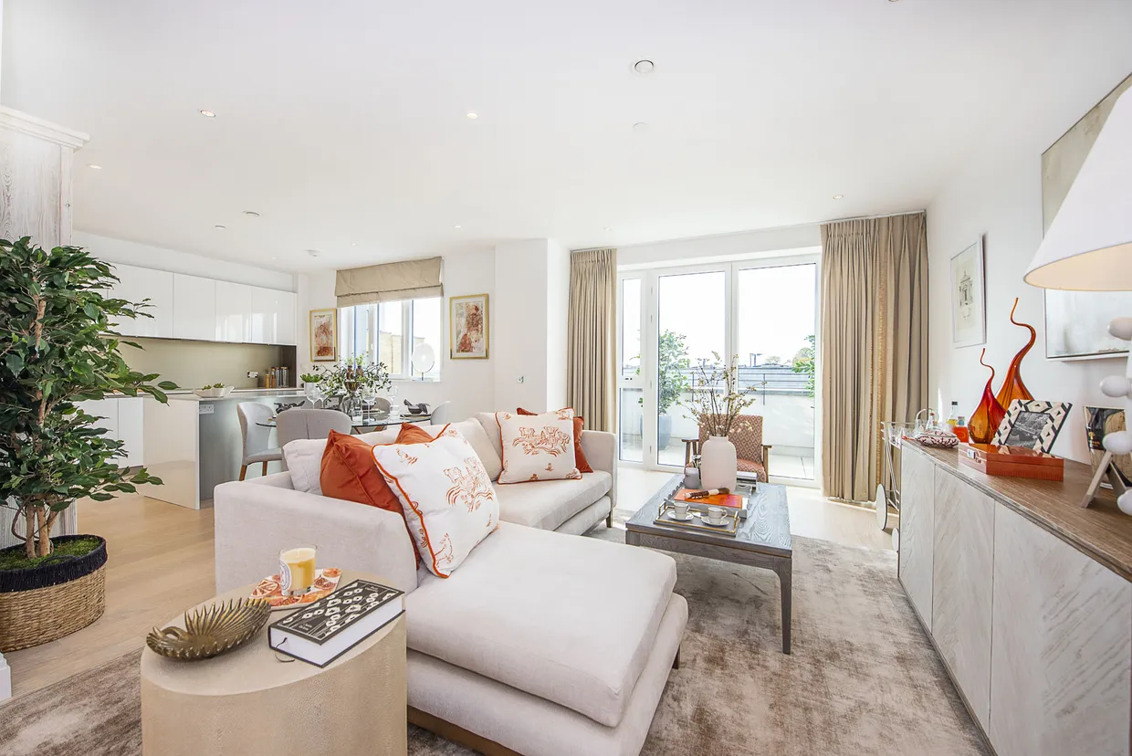 Broom Road, Teddington, TW11 photo 3