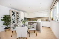 Broom Road, Teddington, TW11 photo 10