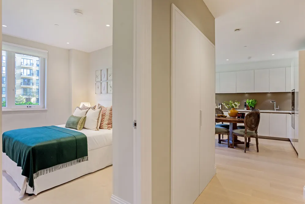 Broom Road, Teddington, TW11 photo 8