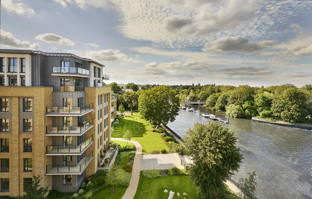Broom Road, Teddington, TW11 photo 10