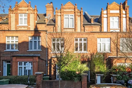 Agincourt Road London NW3
