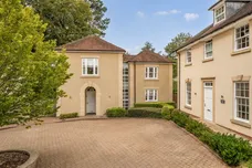 Mornington Drive Winchester SO22 photo 1