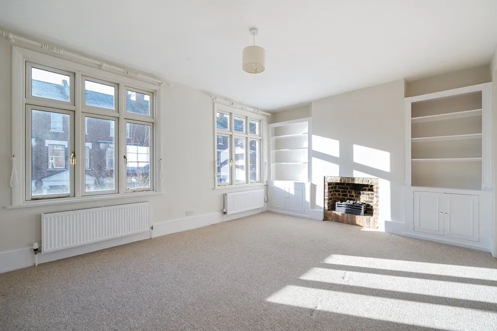 Agincourt Road London NW3 photo 3