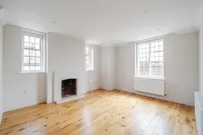 Lammas Lane, Esher KT10 photo 9