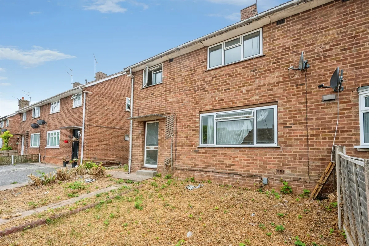 Greenlands Avenue, Redditch