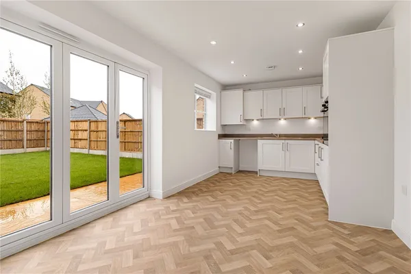 Sarll Way, Alconbury Weald, PE28 photo 3