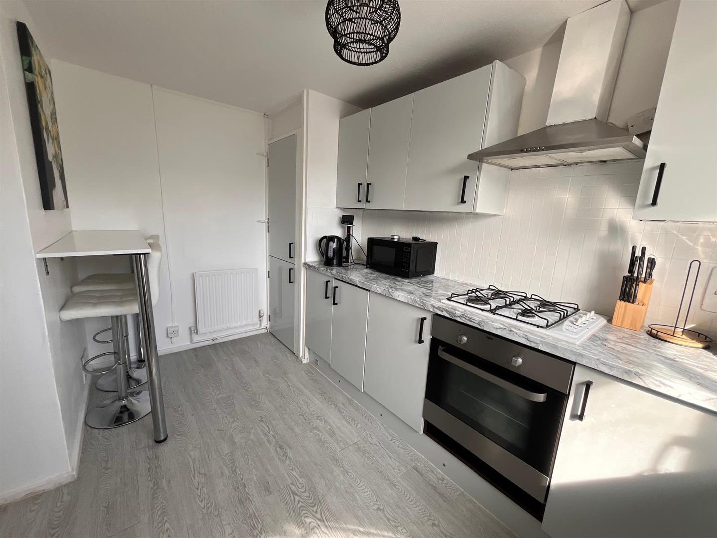 Acacia Road, Wood Green, London Image 5