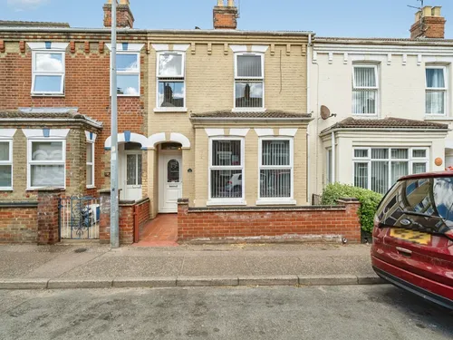 Lower Cliff Road, Gorleston, Great Yarmouthphoto