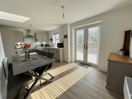 Clarissa Close, Tiverton thumb 2