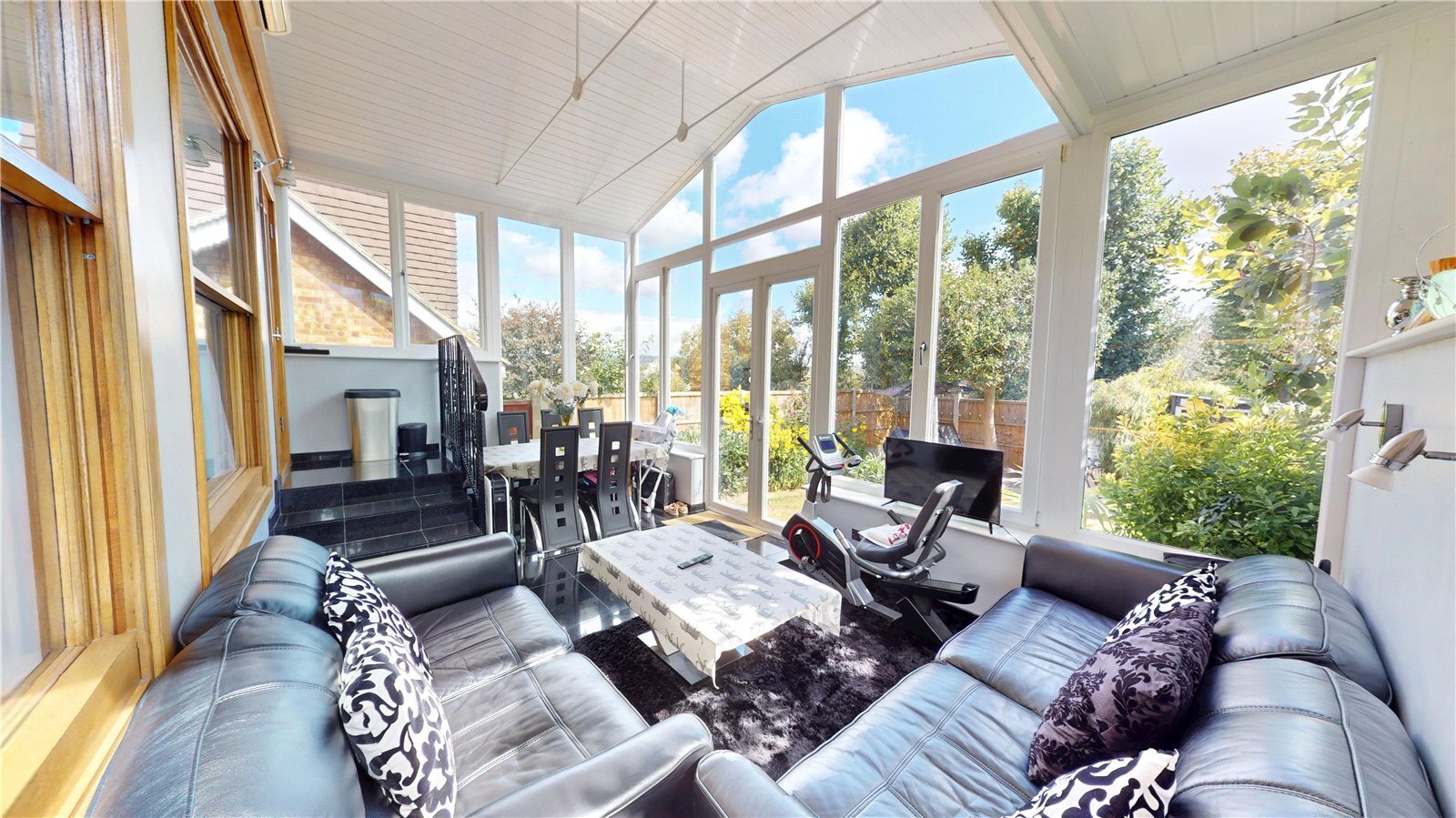 Hillcrest Close, Horndon-on-the-Hill, Essex, SS17 Image 2